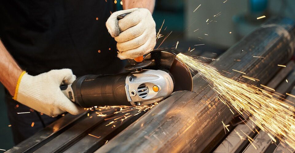 Metallbau in Köln und Umgebung | Blechbearbeitung und Schweißarbeiten